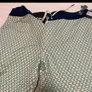 Green swim shorts quiksilver